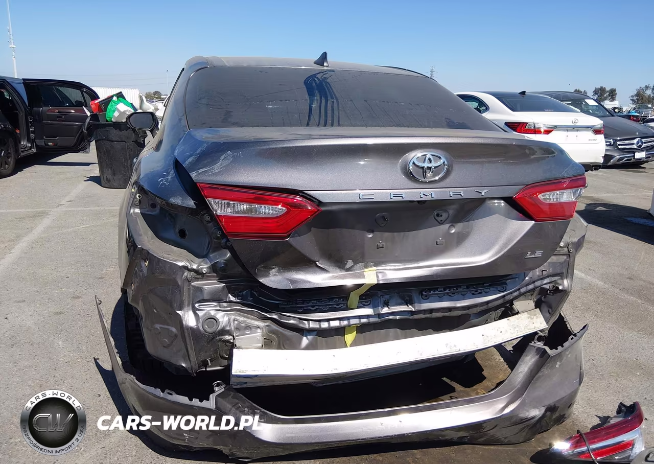 2019 Toyota Camry Le VIN:4T1B11HK8KU200715 - 6