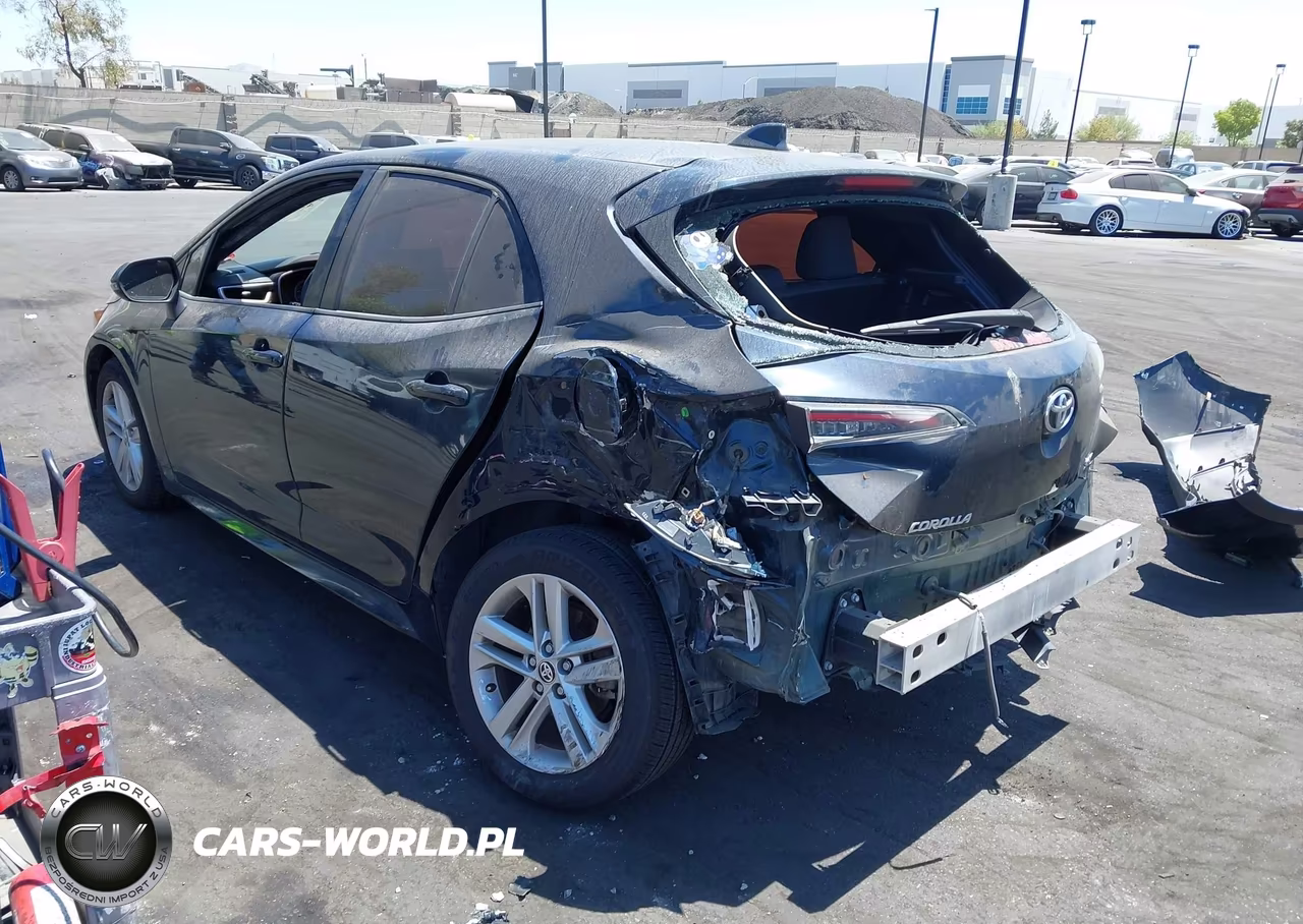 2021 Toyota Corolla Se VIN:JTND4MBE4M3116727 - 3