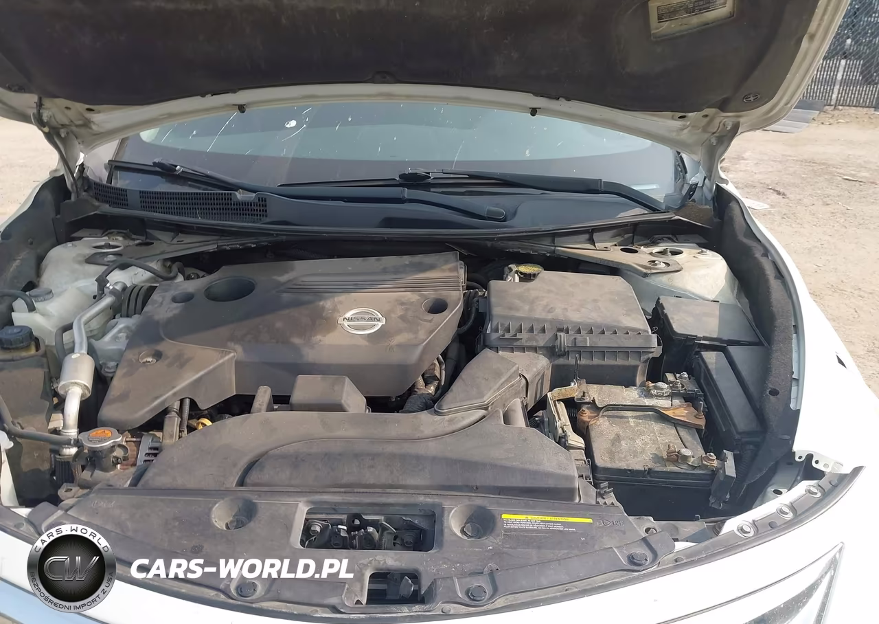 2015 Nissan Altima 2.5 S VIN:1N4AL3AP2FN880175 - 10