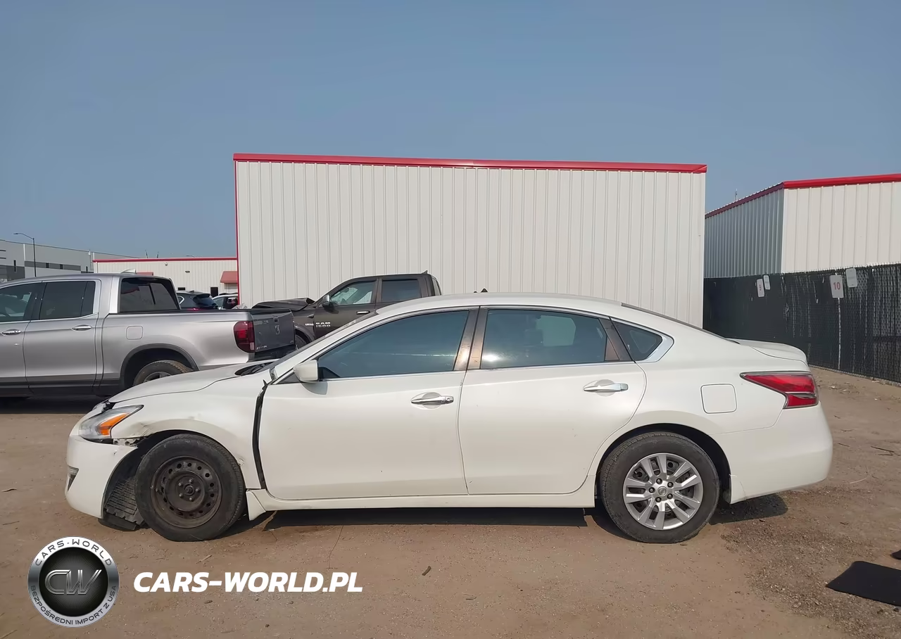 2015 Nissan Altima 2.5 S VIN:1N4AL3AP2FN880175 - 14