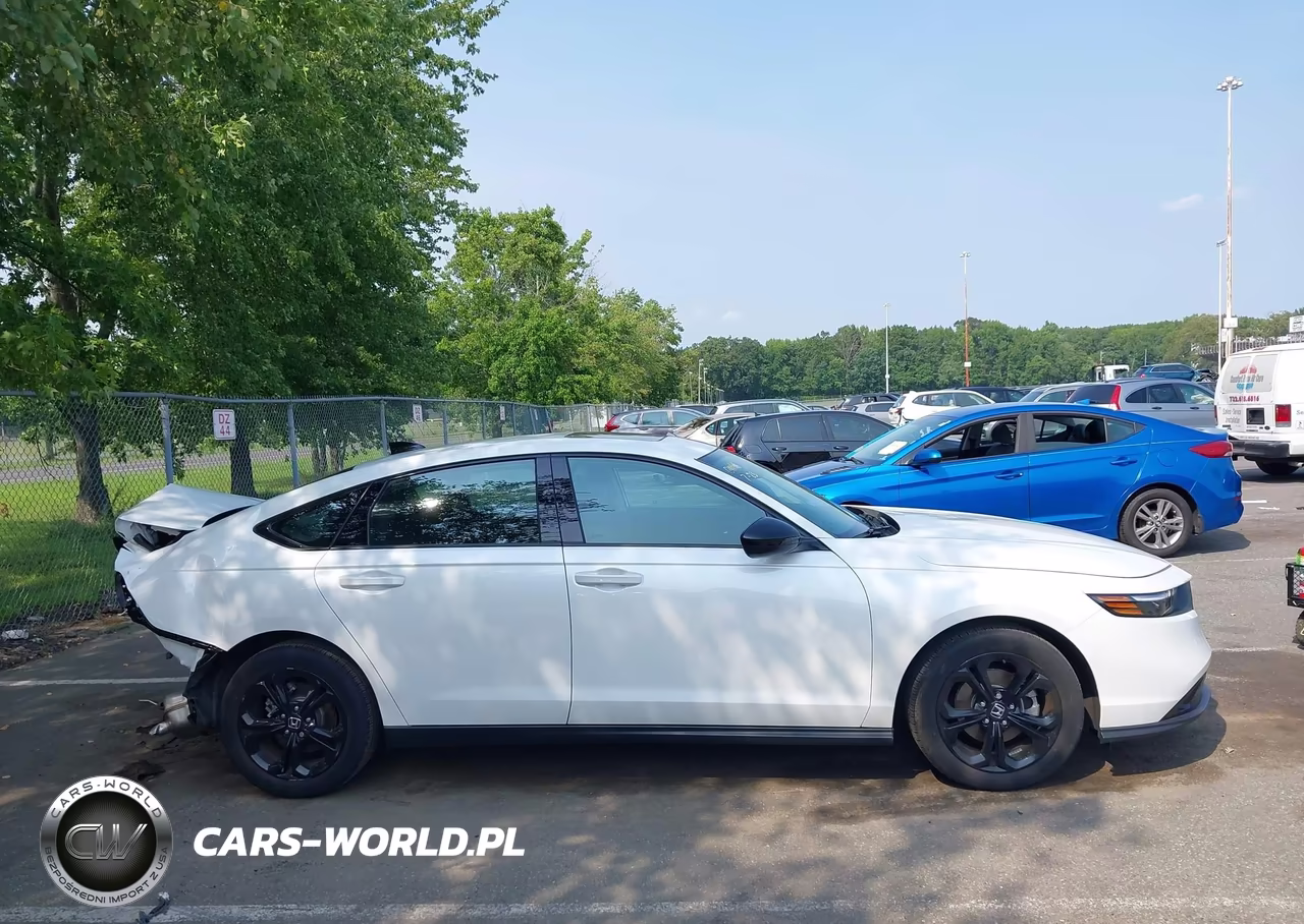 2025 Honda Accord Se VIN:1HGCY1F44SA020546 - 13