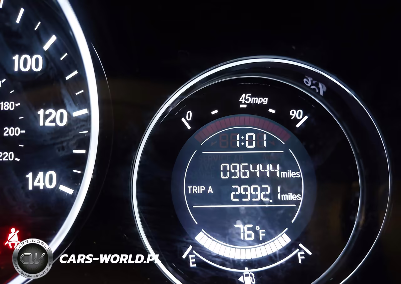 2018 Honda Hr-V Lx VIN:3CZRU6H39JM732021 - 16
