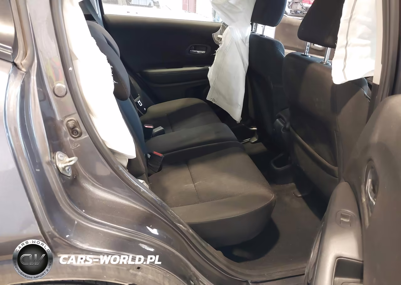 2018 Honda Hr-V Lx VIN:3CZRU6H39JM732021 - 8