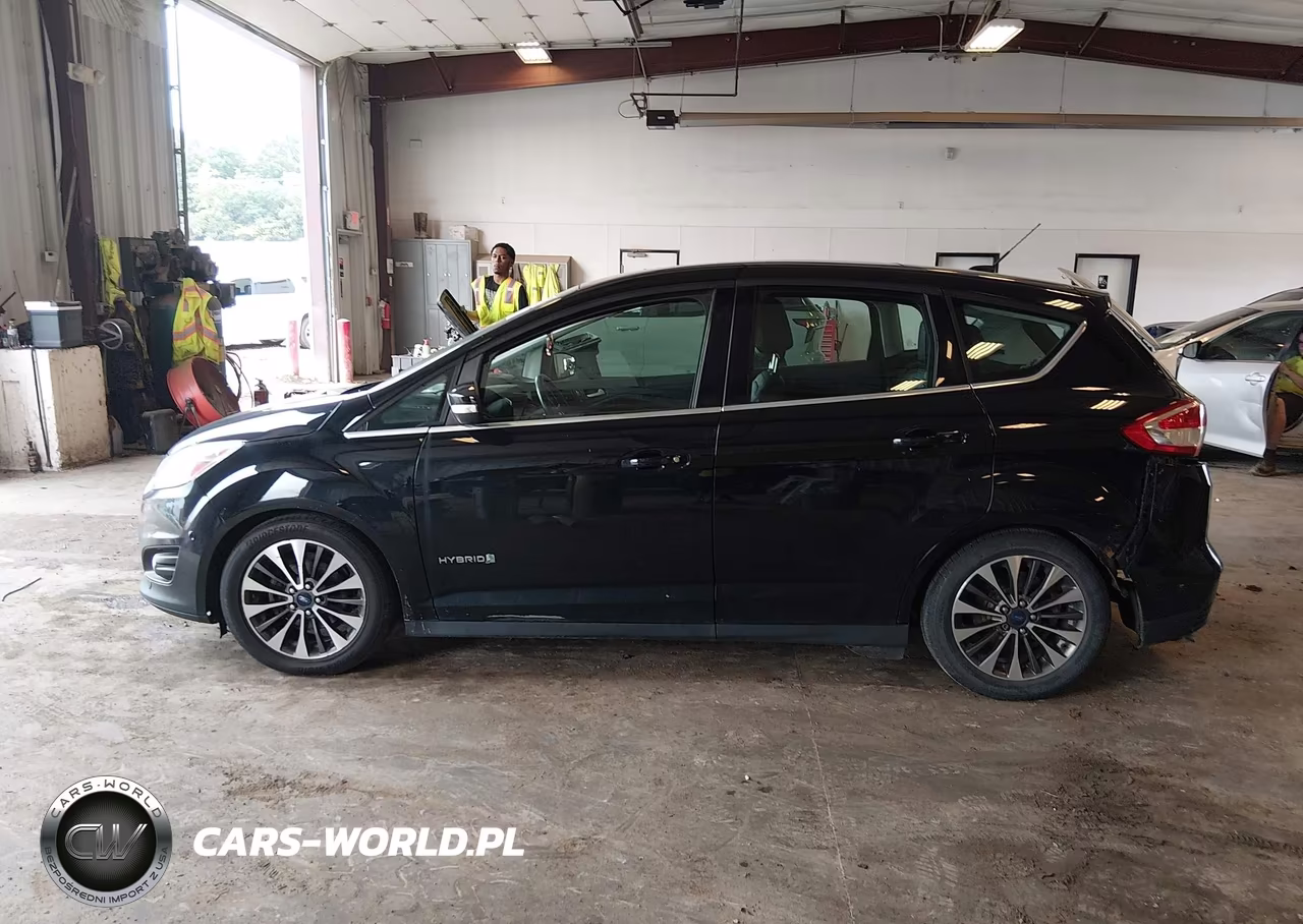 2017 Ford C-Max Hybrid Titanium VIN:1FADP5DU2HL100088 - 13