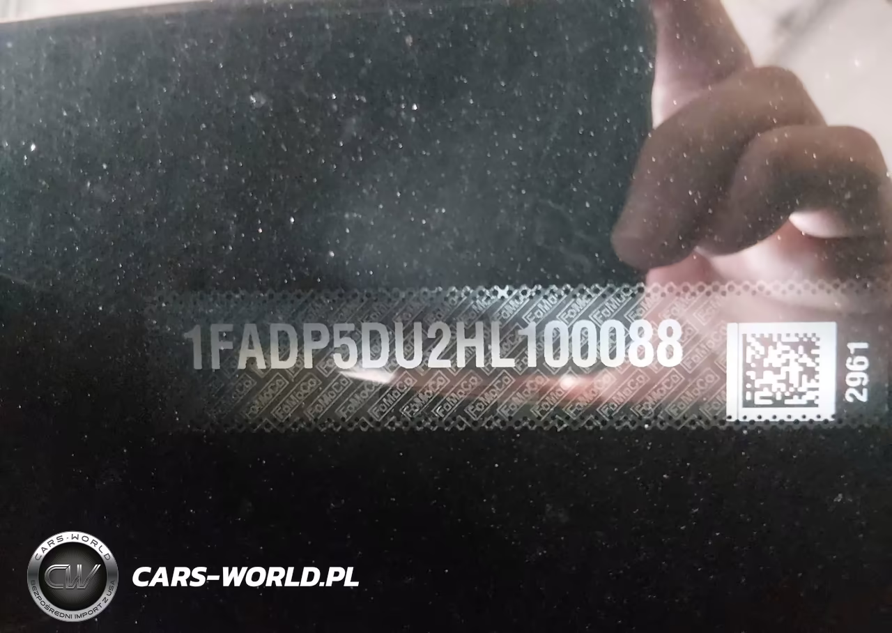 2017 Ford C-Max Hybrid Titanium VIN:1FADP5DU2HL100088 - 9