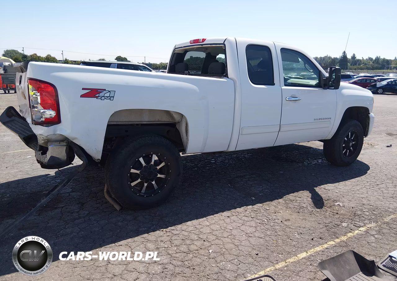 2011 Chevrolet Silverado 1500 Lt VIN:1GCRKSEA1BZ334356 - 4