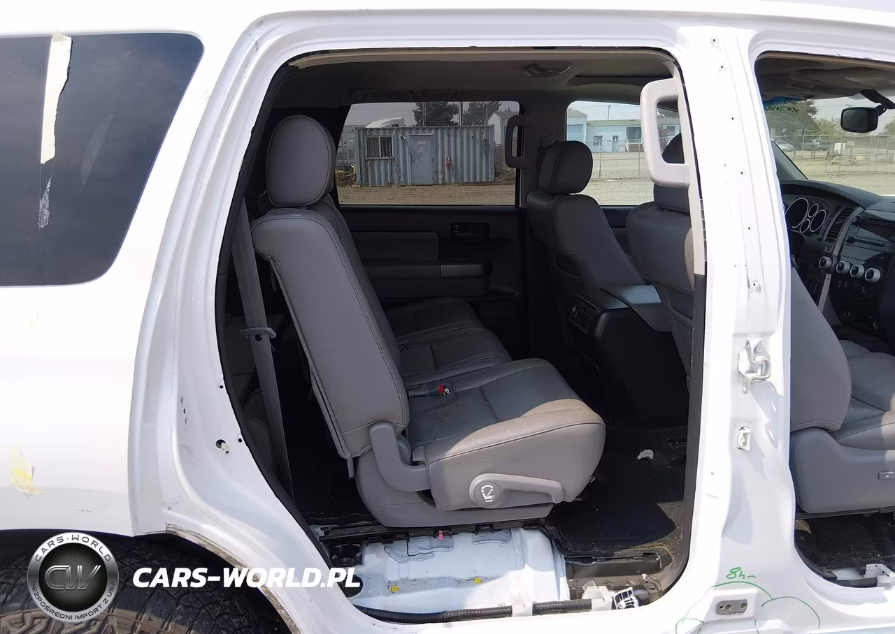2013 Toyota Sequoia Sr5 5.7L V8 VIN:5TDBY5G1XDS080309 - 8
