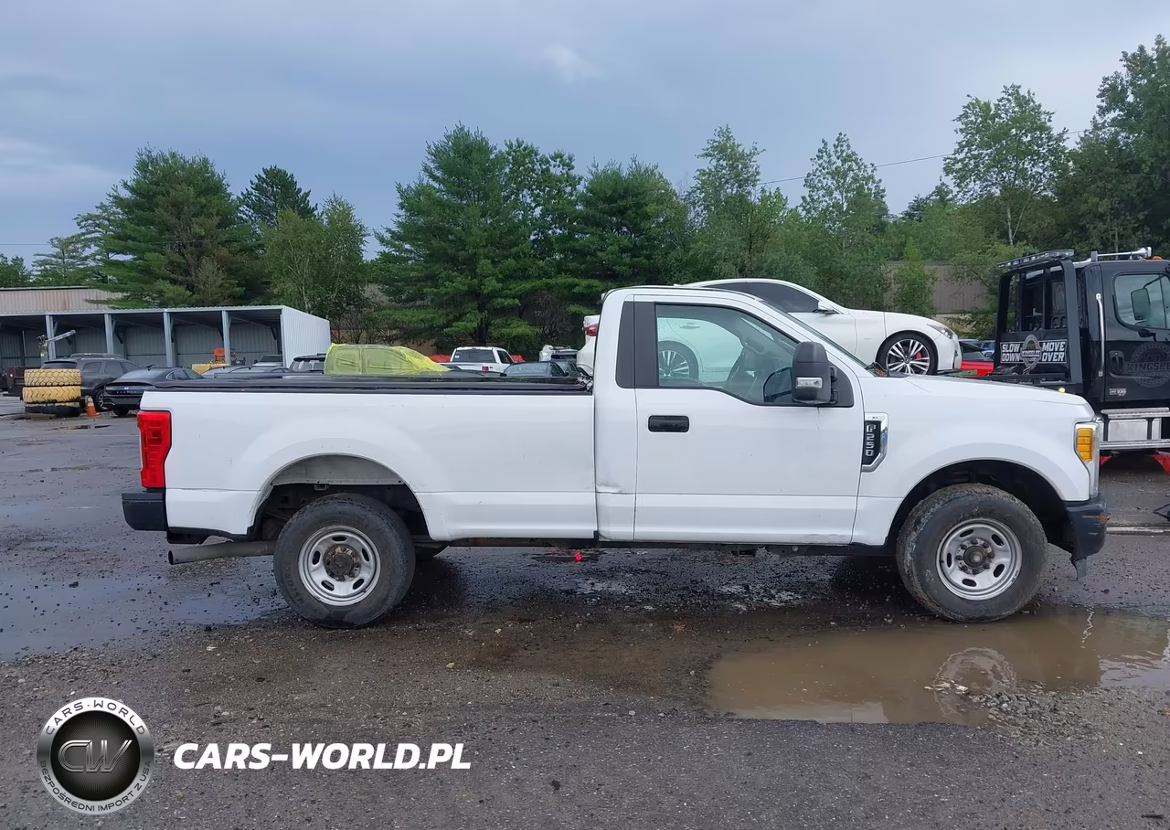2017 Ford F-250 Xl VIN:1FTBF2A67HEB92330 - 14