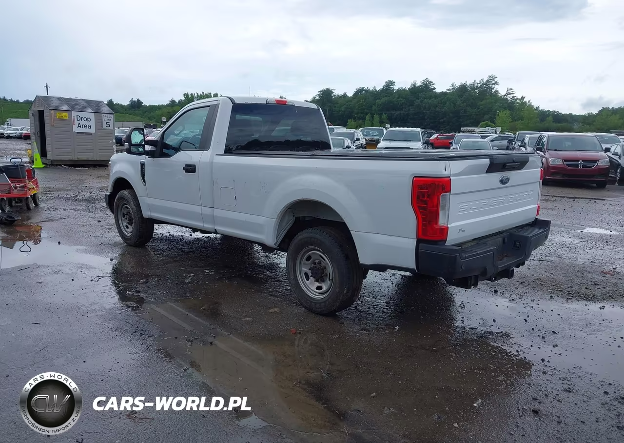 2017 Ford F-250 Xl VIN:1FTBF2A67HEB92330 - 3