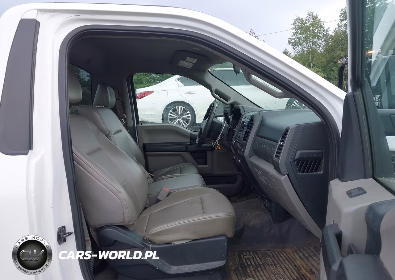 2017 Ford F-250 Xl VIN:1FTBF2A67HEB92330 - 5