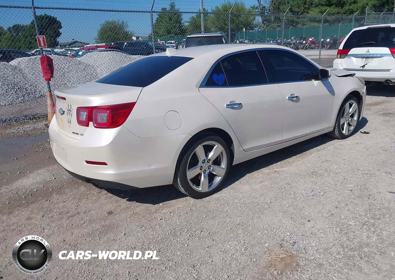2013 Chevrolet Malibu 2Lz VIN:1G11J5SX0DF223384 - 4