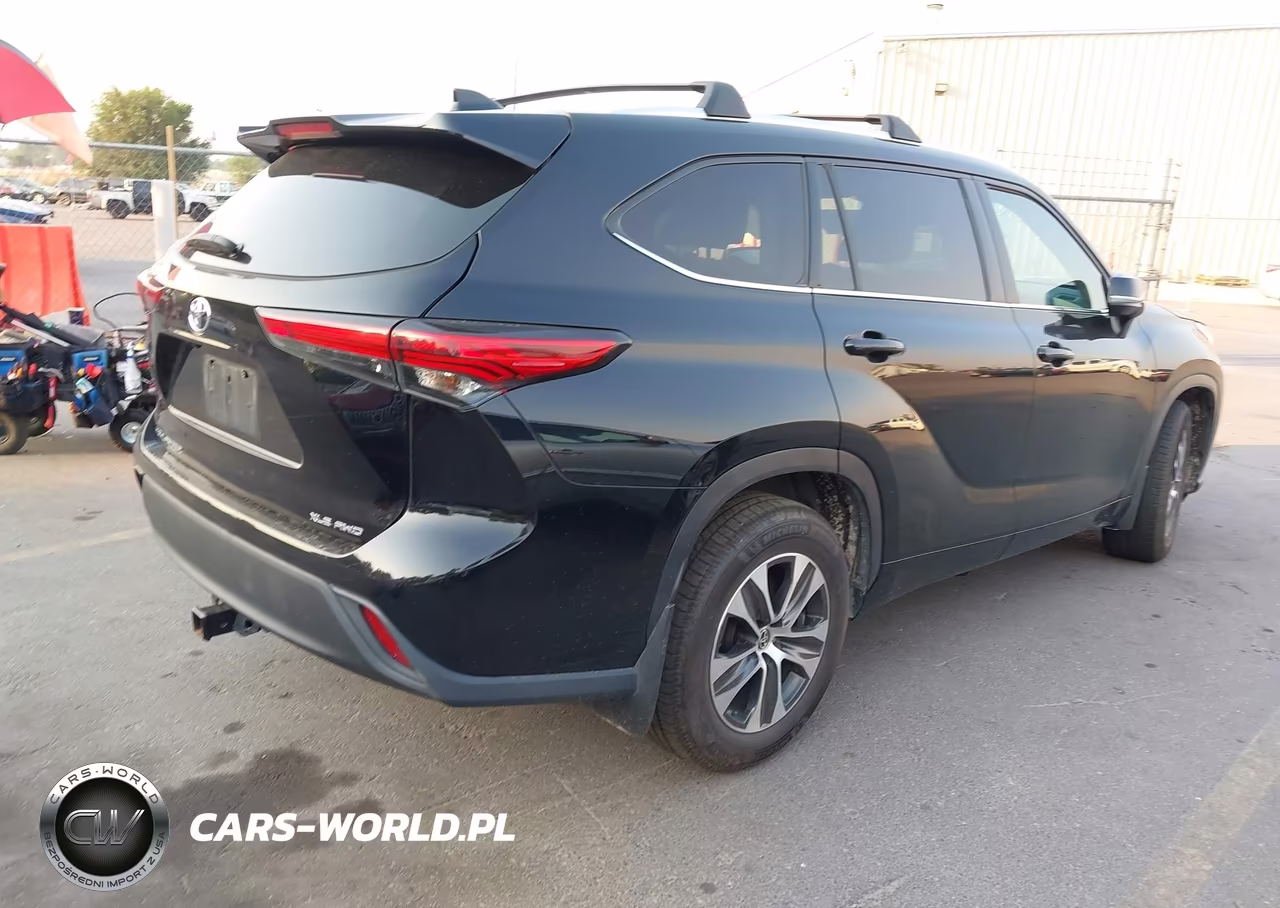 2021 Toyota Highlander Xle VIN:5TDGZRBH6MS099213 - 4