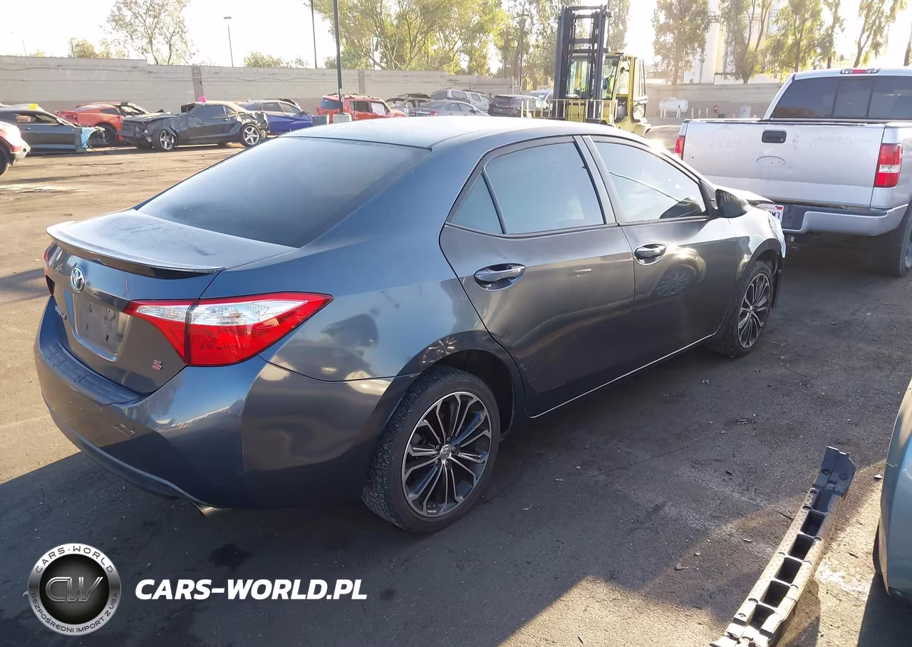2015 Toyota Corolla S Plus VIN:5YFBURHE7FP318861 - 4