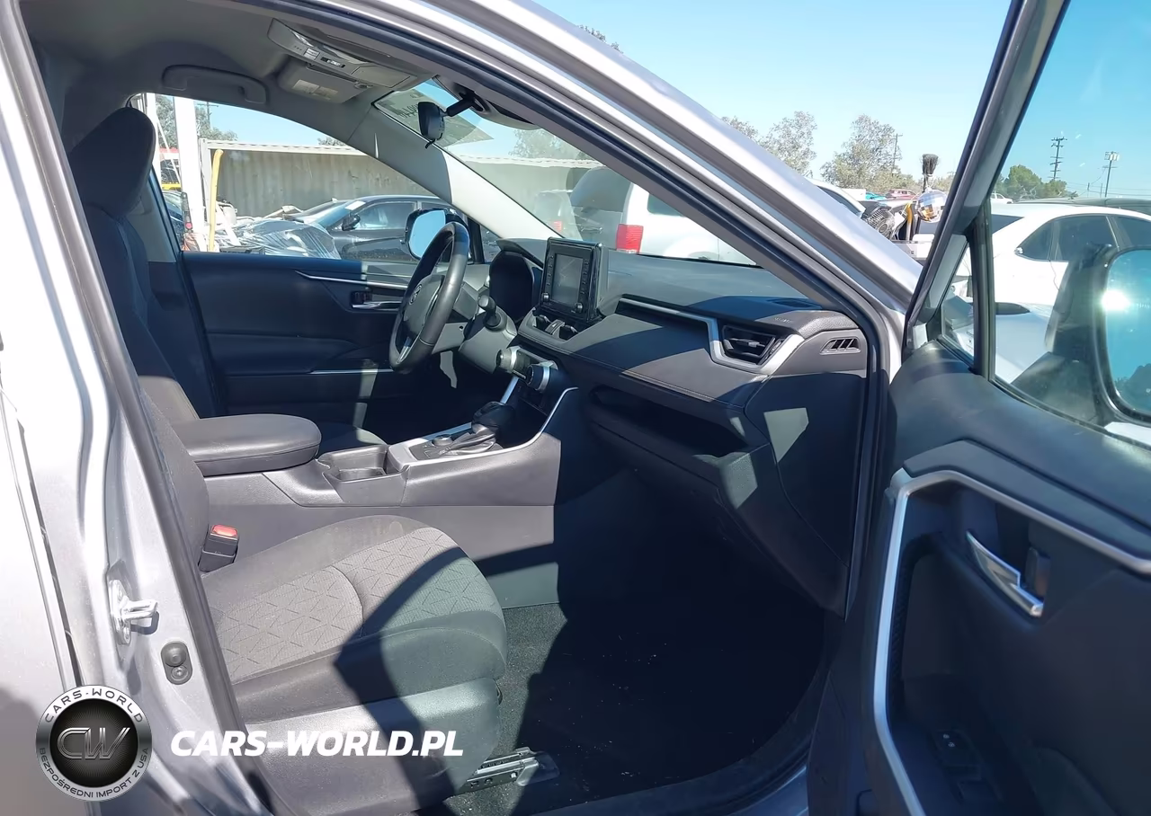 2021 Toyota Rav4 Hybrid Xle VIN:4T3R6RFV5MU016905 - 5