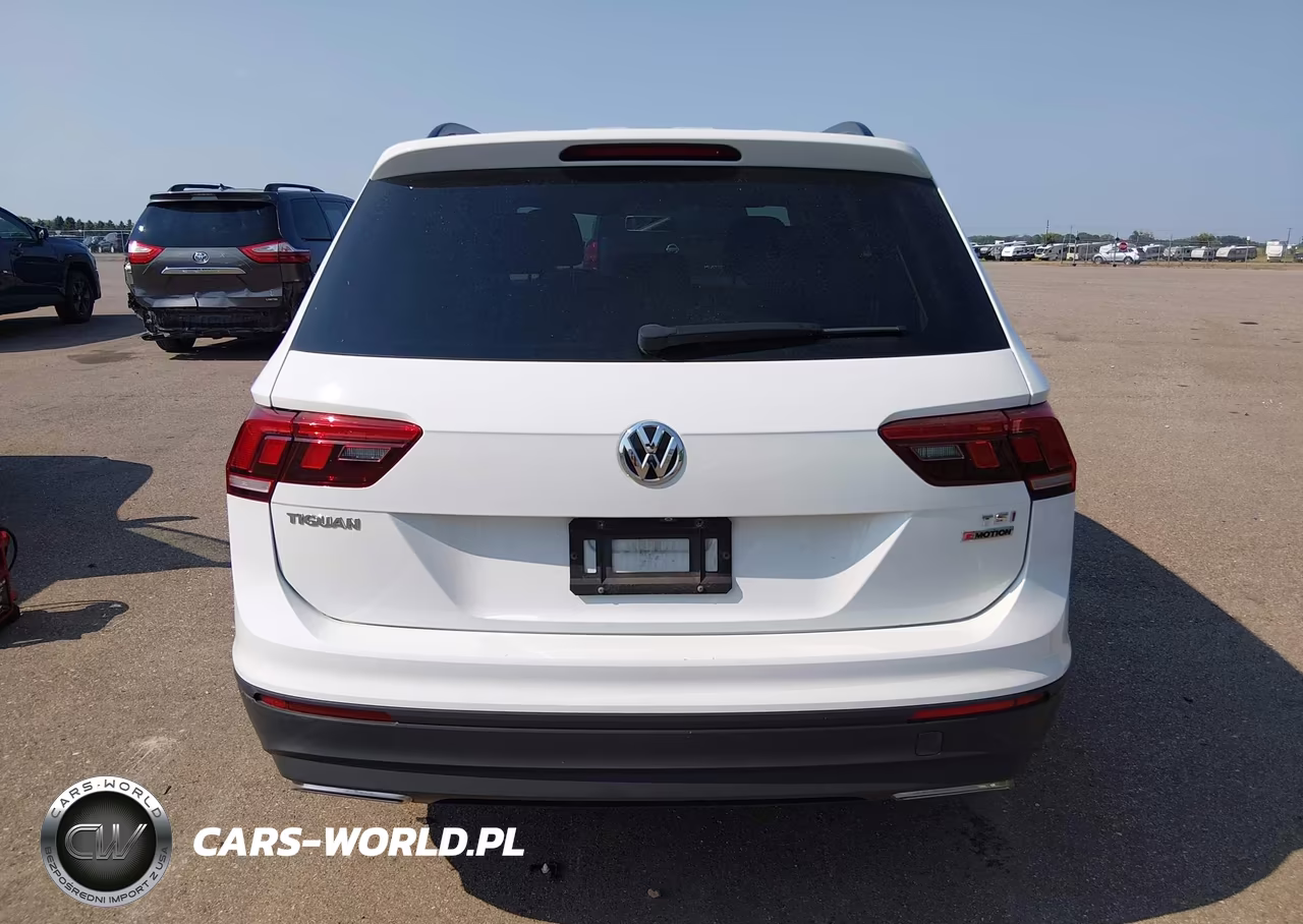2018 Volkswagen Tiguan 2.0T S VIN:3VV0B7AX3JM114007 - 17