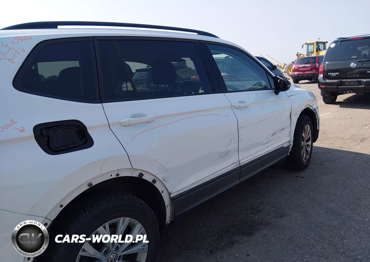 2018 Volkswagen Tiguan 2.0T S VIN:3VV0B7AX3JM114007 - 6