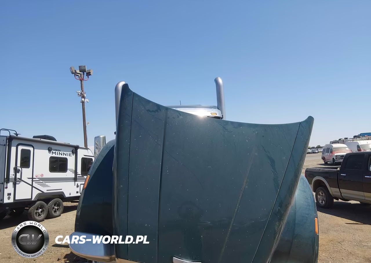 2017 Peterbilt 567 VIN:1XPCD49X1HD442555 - 11