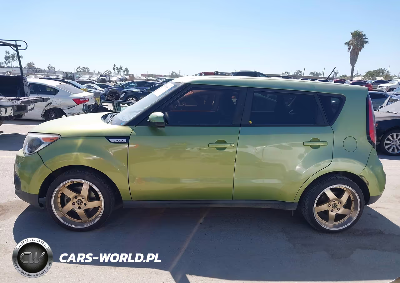 2017 Kia Soul VIN:KNDJN2A29H7881611 - 14