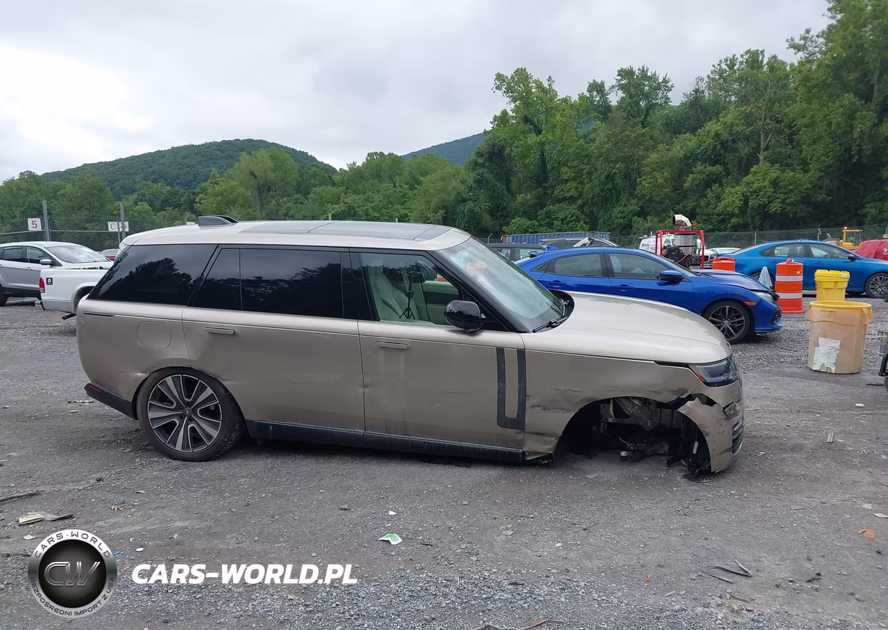2025 Land Rover Range Rover P530 Se 7 Seat VIN:SALKPBE97SA256357 - 13