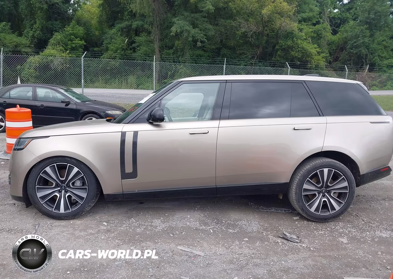 2025 Land Rover Range Rover P530 Se 7 Seat VIN:SALKPBE97SA256357 - 14