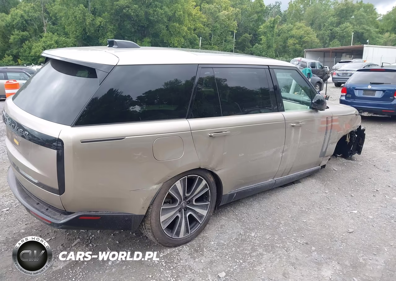 2025 Land Rover Range Rover P530 Se 7 Seat VIN:SALKPBE97SA256357 - 4