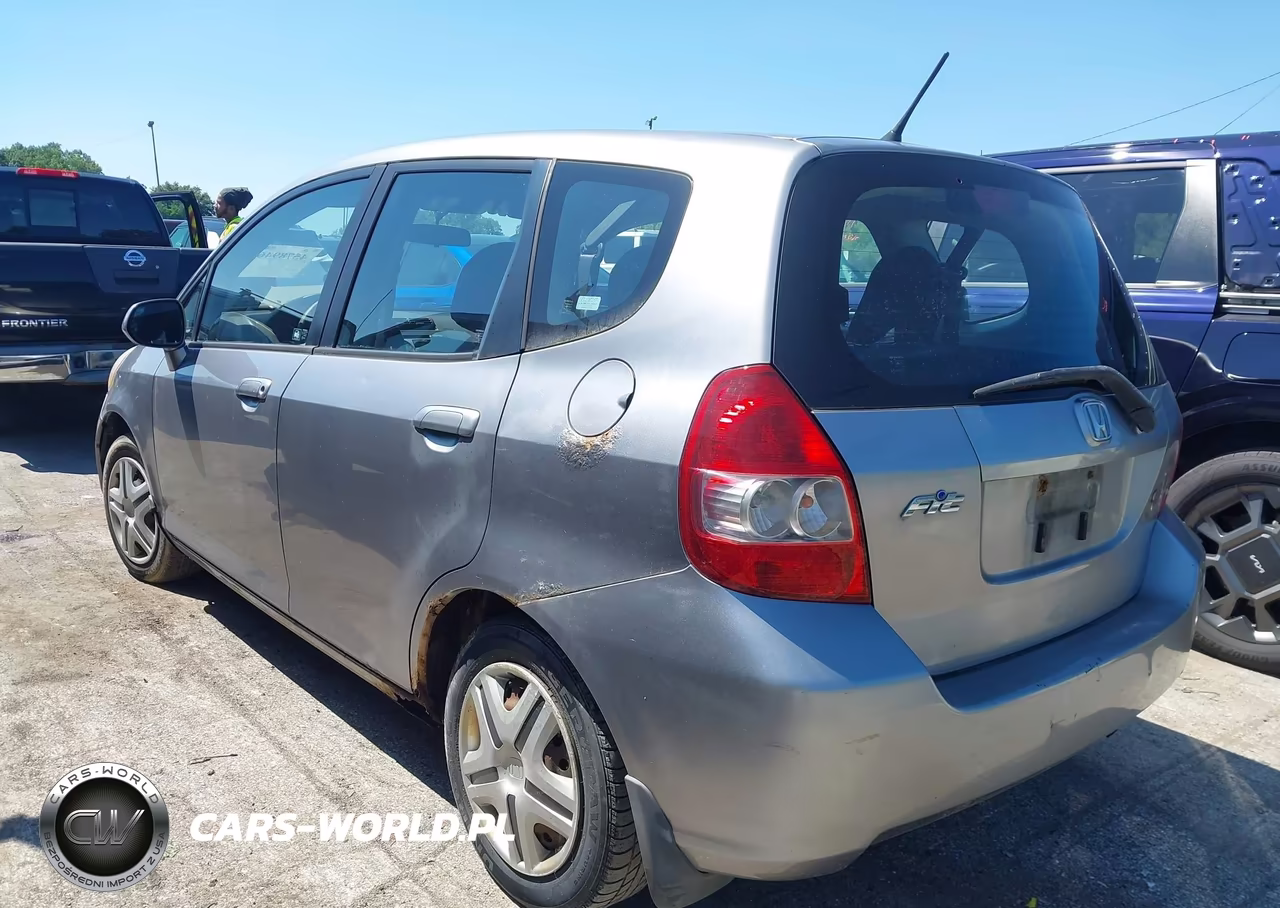 2007 Honda Fit VIN:JHMGD37457S002563 - 3