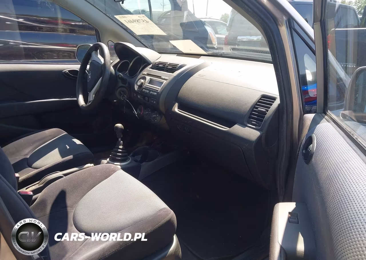 2007 Honda Fit VIN:JHMGD37457S002563 - 5