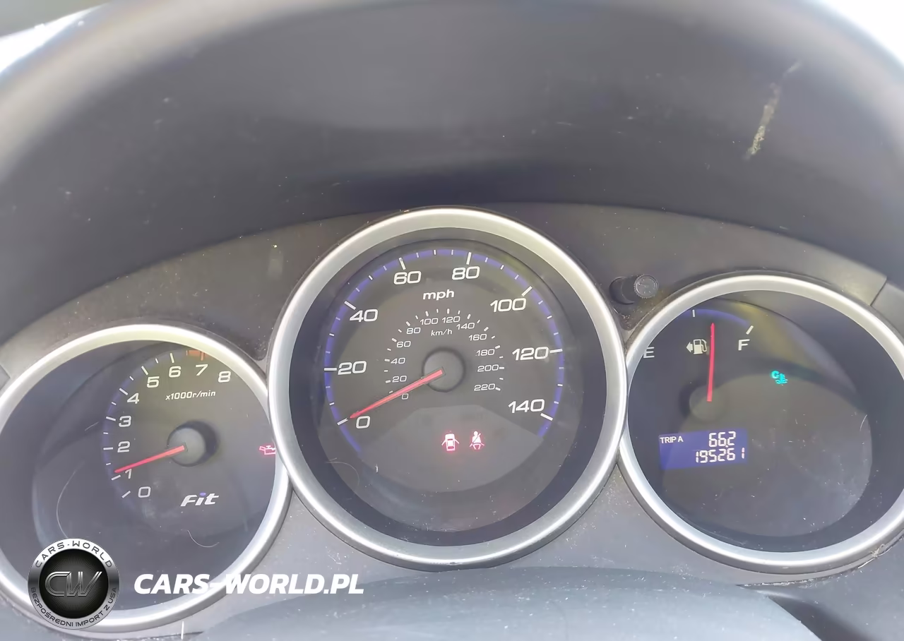 2007 Honda Fit VIN:JHMGD37457S002563 - 7