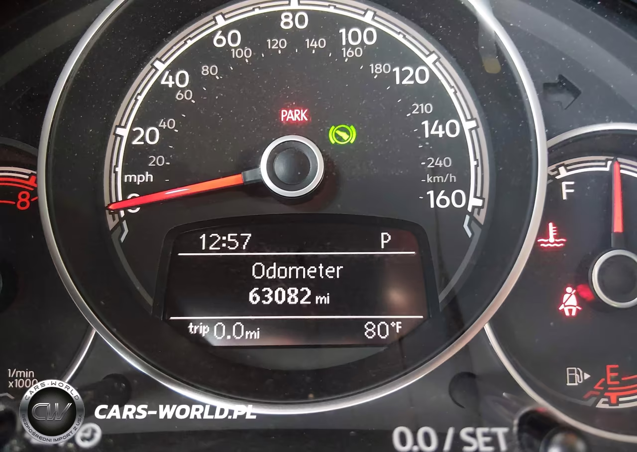 2018 Volkswagen Beetle 2.0T Coast-2.0T S VIN:3VWFD7AT0JM700984 - 20