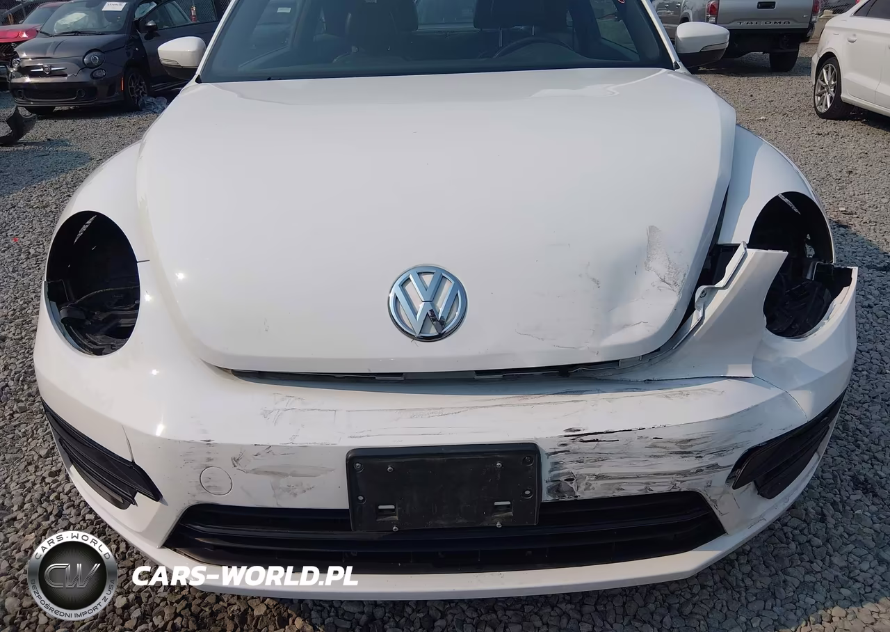 2018 Volkswagen Beetle 2.0T Coast-2.0T S VIN:3VWFD7AT0JM700984 - 6