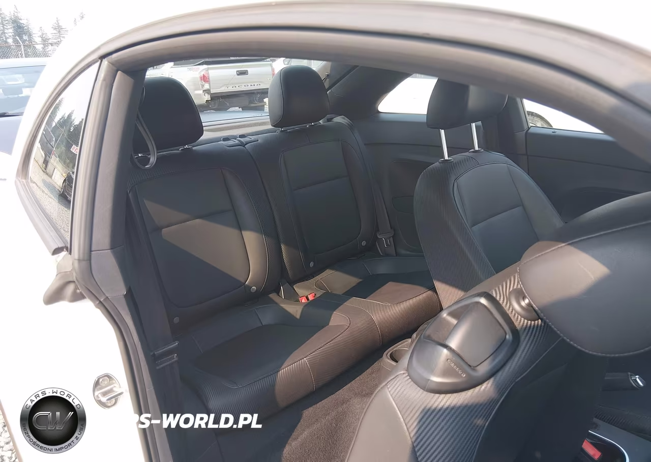 2018 Volkswagen Beetle 2.0T Coast-2.0T S VIN:3VWFD7AT0JM700984 - 8