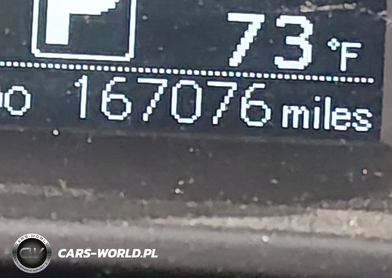 2015 Toyota Highlander Le Plus V6 VIN:5TDZKRFH6FS088996 - 16