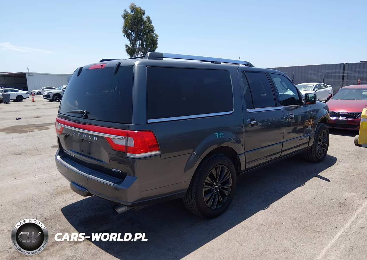 2015 Lincoln Navigator L VIN:5LMJJ3JT0FEJ03175 - 4