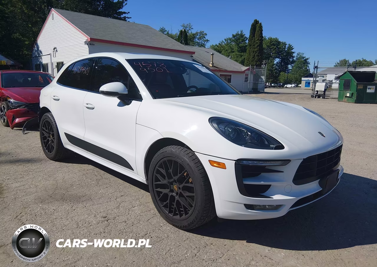 2018 Porsche Macan Gts