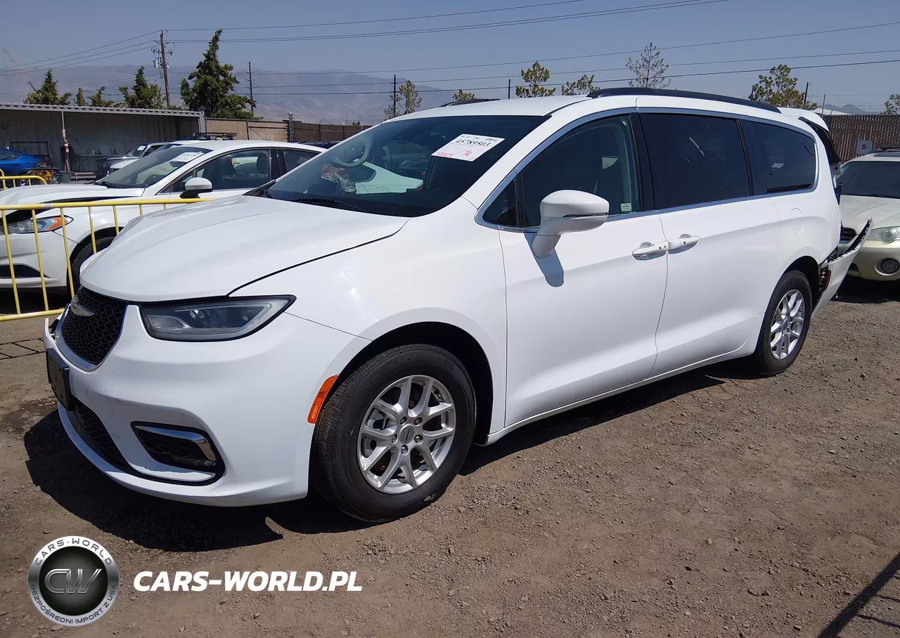 2022 Chrysler Pacifica Touring L VIN:2C4RC1BG2NR215441 - 2