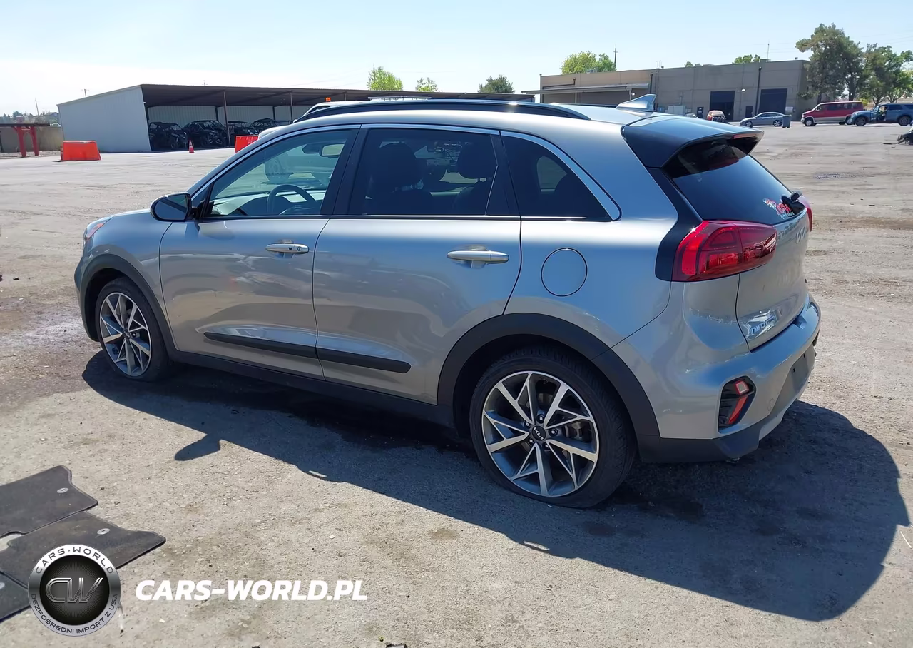 2022 Kia Niro Touring Se VIN:KNDCC3LCXN5546424 - 3