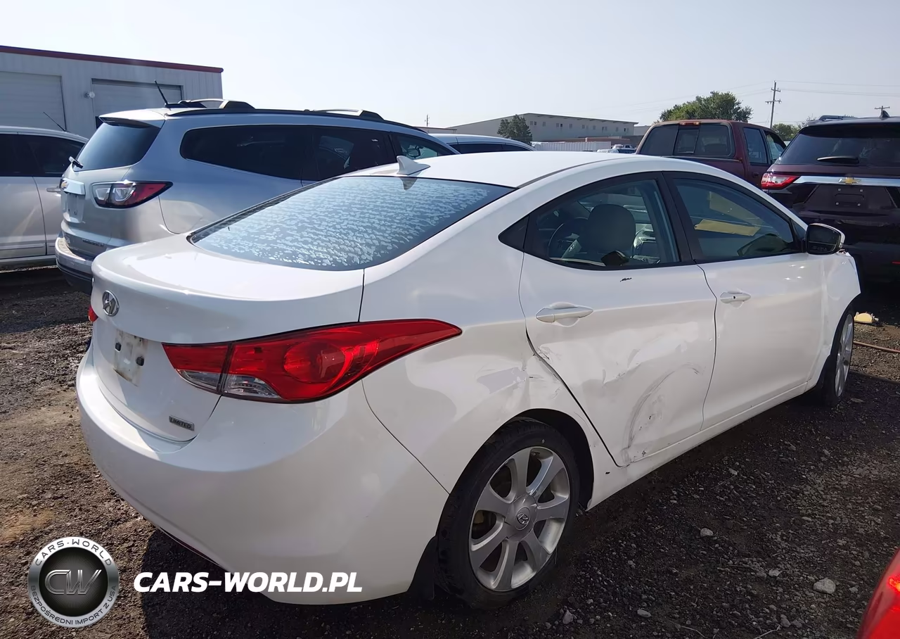 2013 Hyundai Elantra Limited VIN:5NPDH4AEXDH402659 - 13
