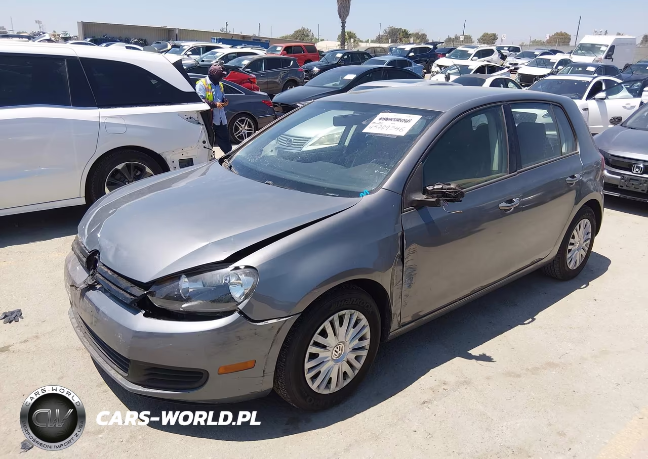2013 Volkswagen Golf 2.5L 4-Door VIN:WVWDB7AJ6DW125566 - 2