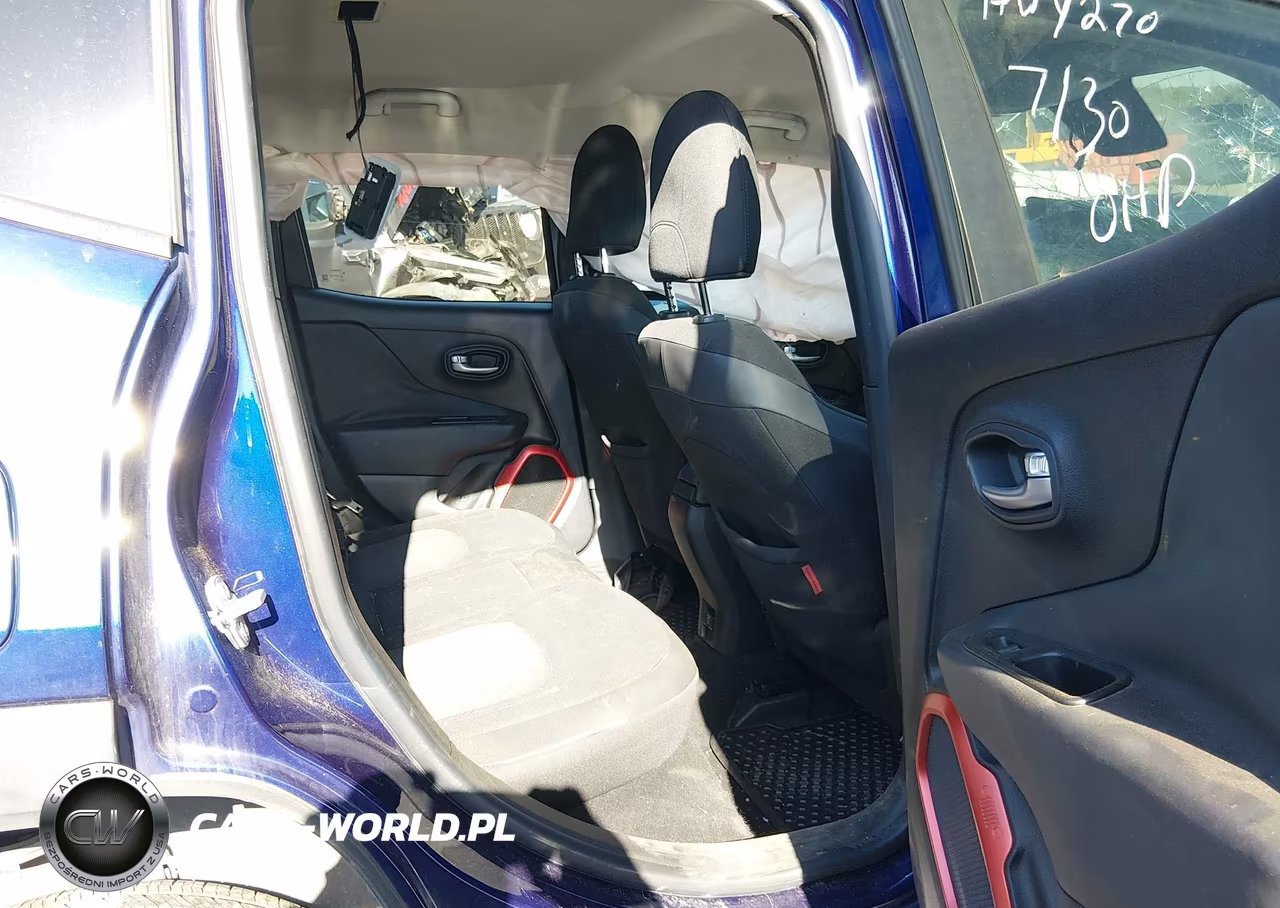 2017 Jeep Renegade Trailhawk VIN:ZACCJBCB7HPE87352 - 8