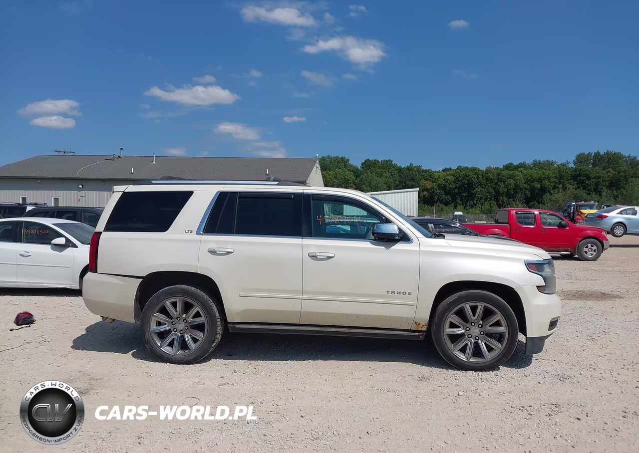 2015 Chevrolet Tahoe Ltz VIN:1GNSKCKC2FR173915 - 14