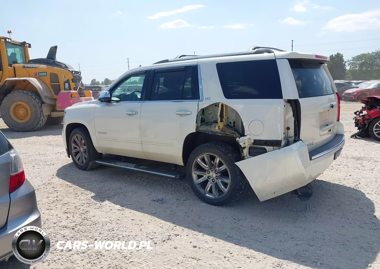 2015 Chevrolet Tahoe Ltz VIN:1GNSKCKC2FR173915 - 15