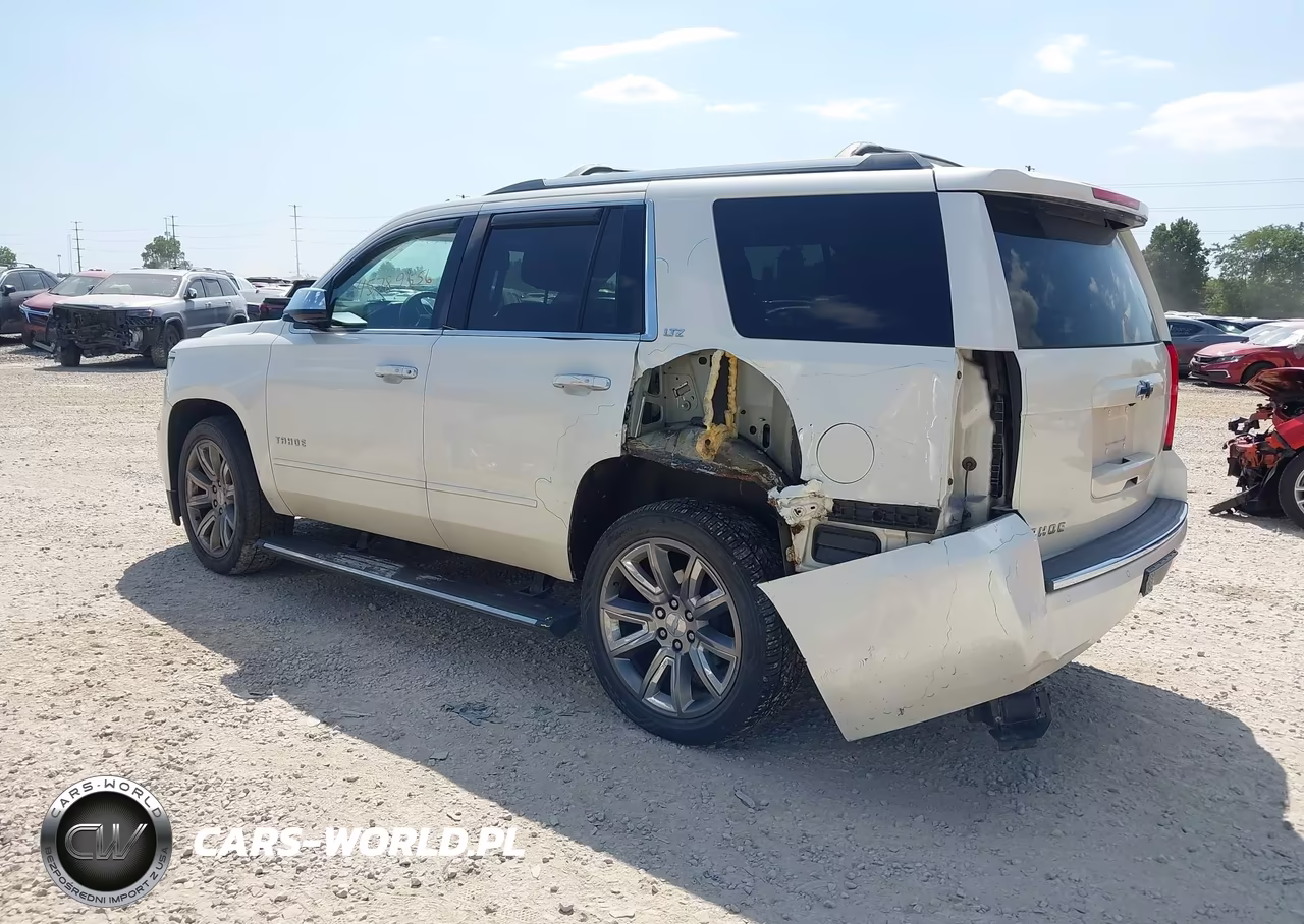 2015 Chevrolet Tahoe Ltz VIN:1GNSKCKC2FR173915 - 3