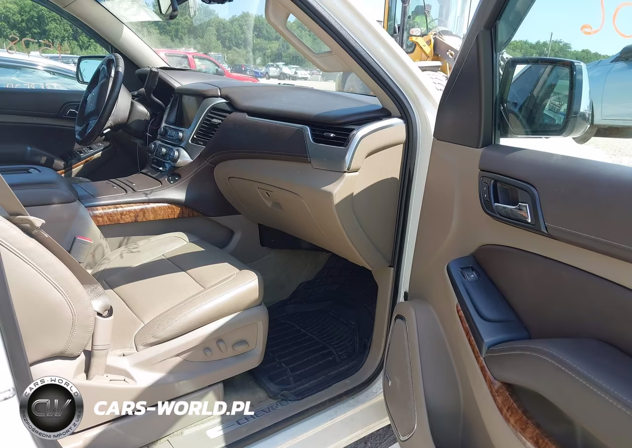 2015 Chevrolet Tahoe Ltz VIN:1GNSKCKC2FR173915 - 5