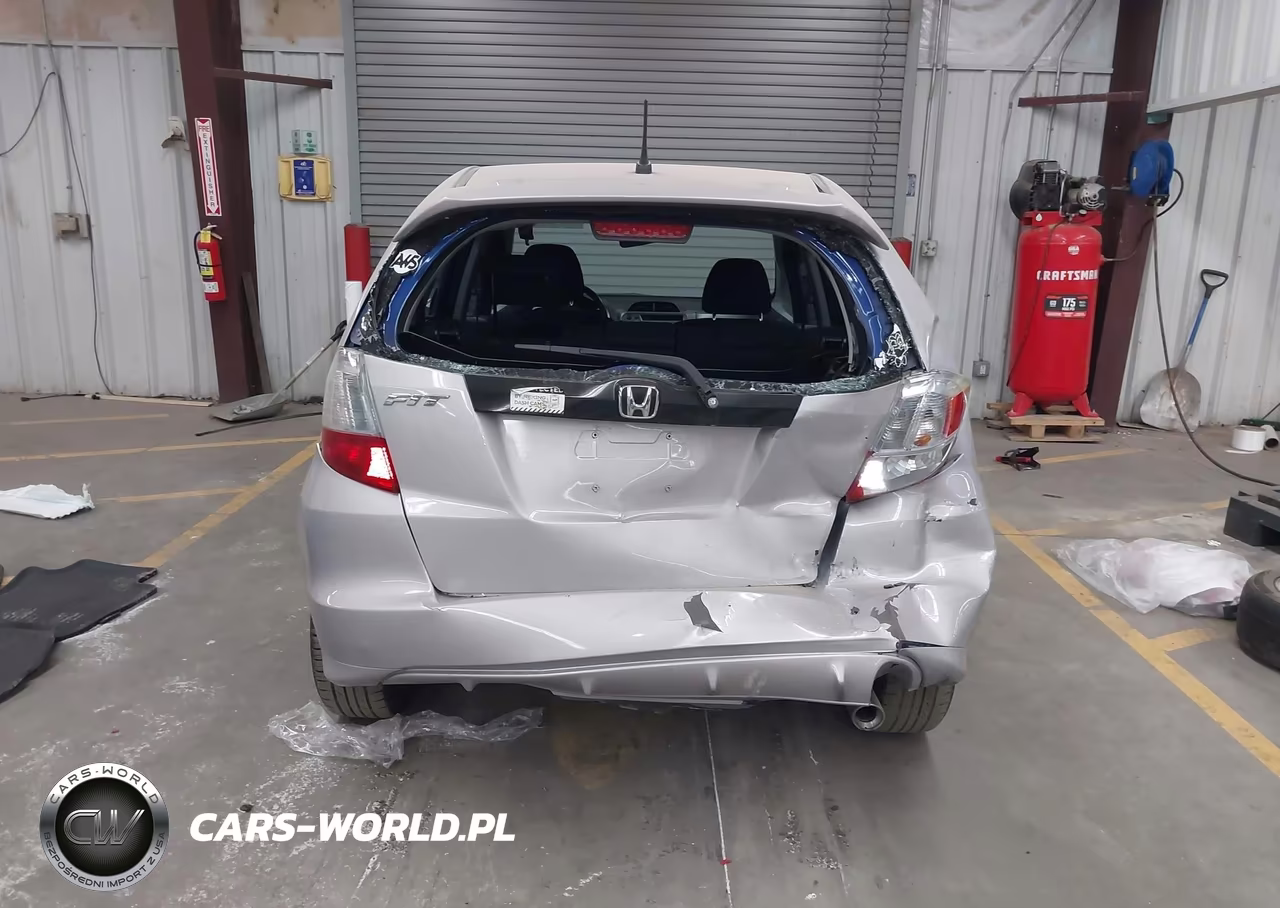2010 Honda Fit Sport VIN:JHMGE8G45AS027741 - 16