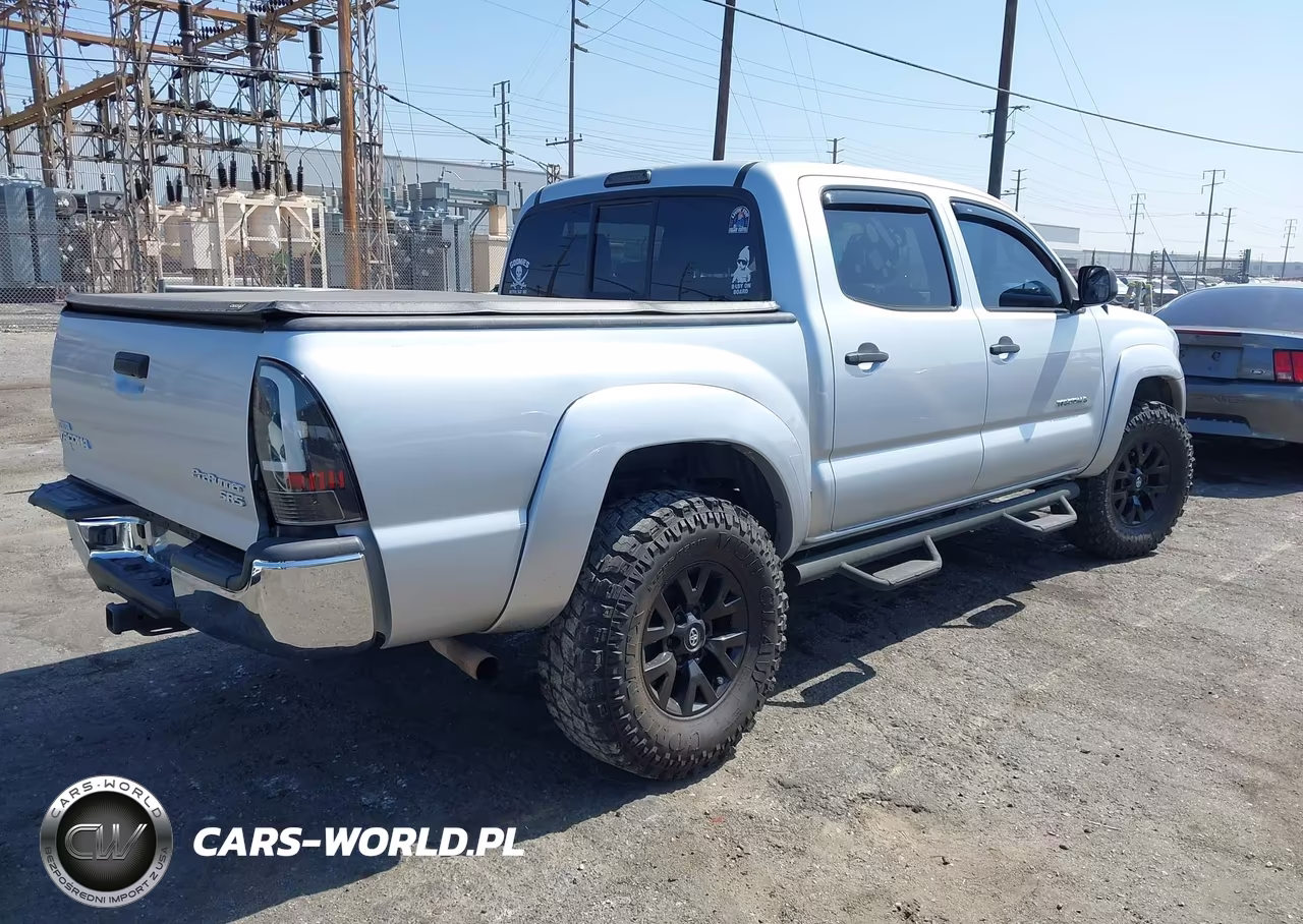 2011 Toyota Tacoma Prerunner VIN:5TFJX4GN1BX003220 - 4