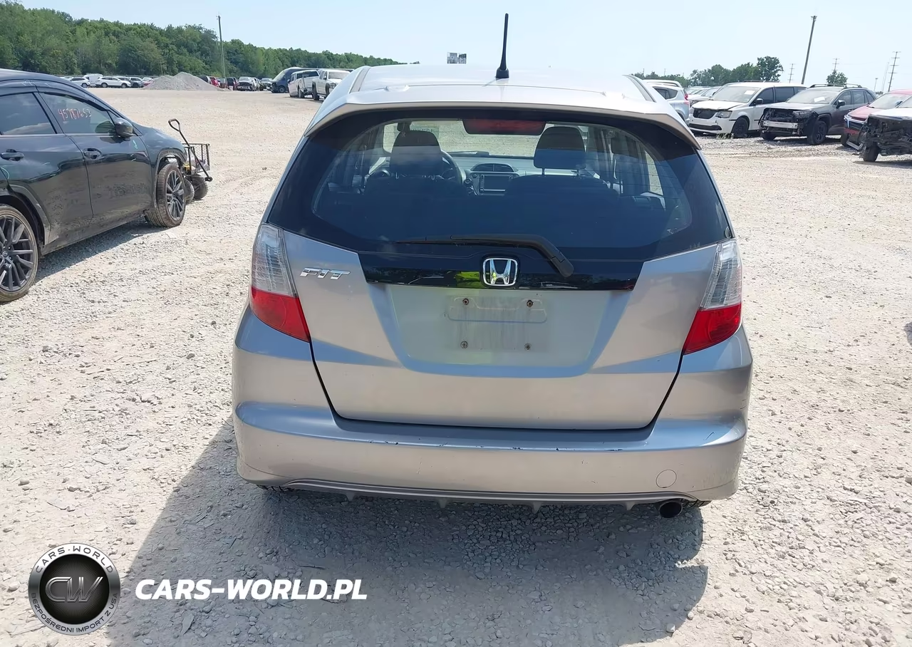 2009 Honda Fit Sport VIN:JHMGE88619S059209 - 16