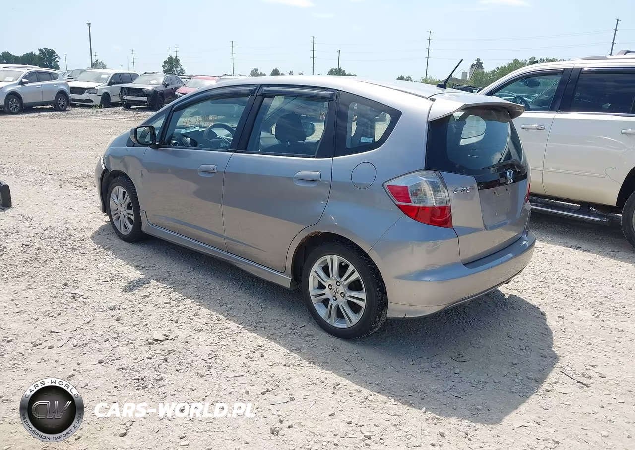 2009 Honda Fit Sport VIN:JHMGE88619S059209 - 3