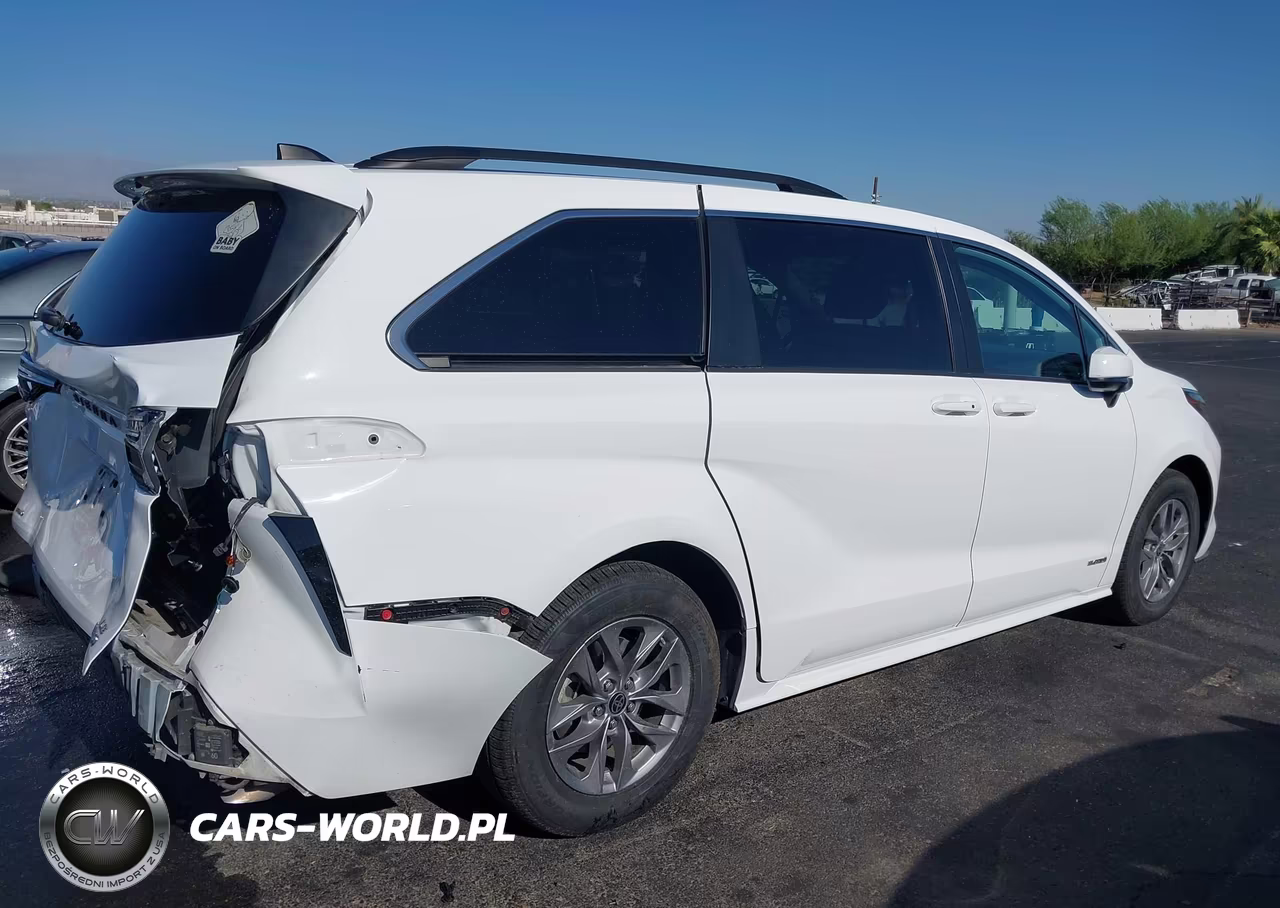 2021 Toyota Sienna Le VIN:5TDKSKFC0MS039481 - 18