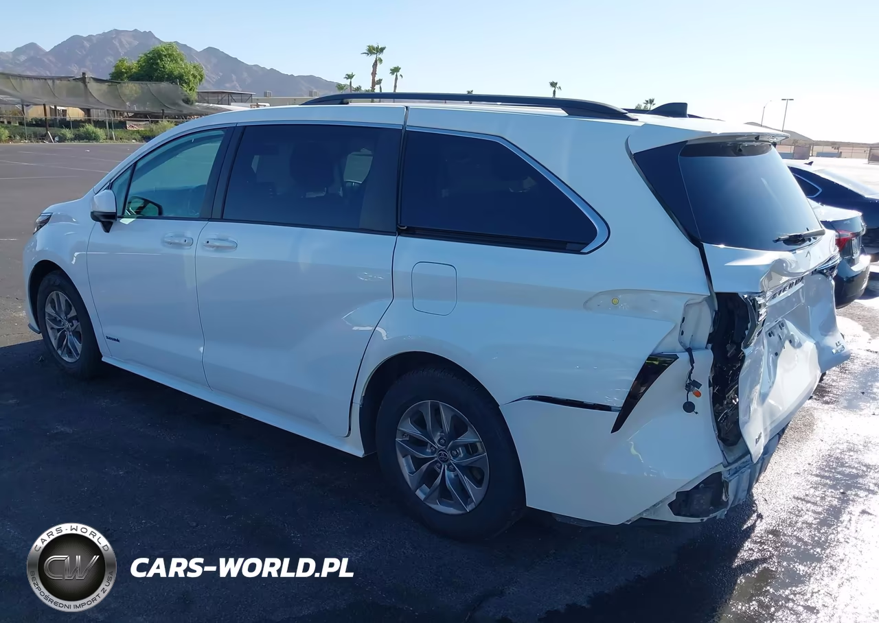2021 Toyota Sienna Le VIN:5TDKSKFC0MS039481 - 3
