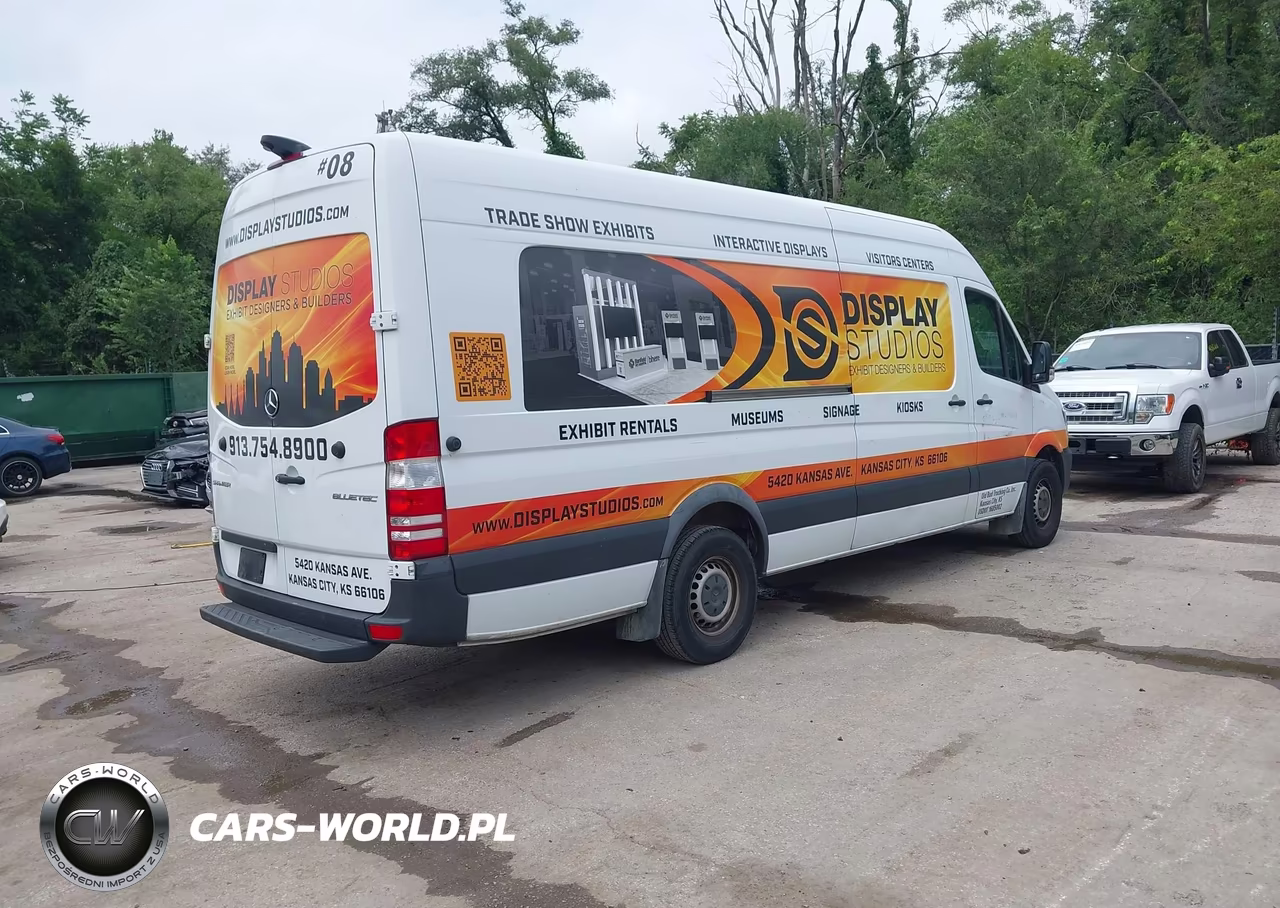2016 Mercedes-Benz Sprinter 2500 High Roof VIN:WD3PE8DD5GP339439 - 4